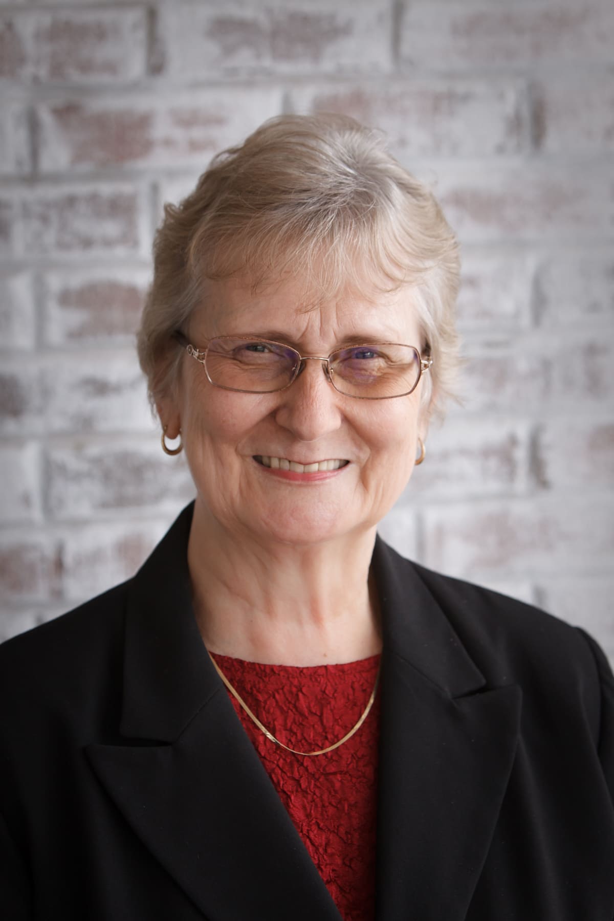Downtown Mechanicsburg Partnership will honor Gunn-Mowery’s Linda Willis
